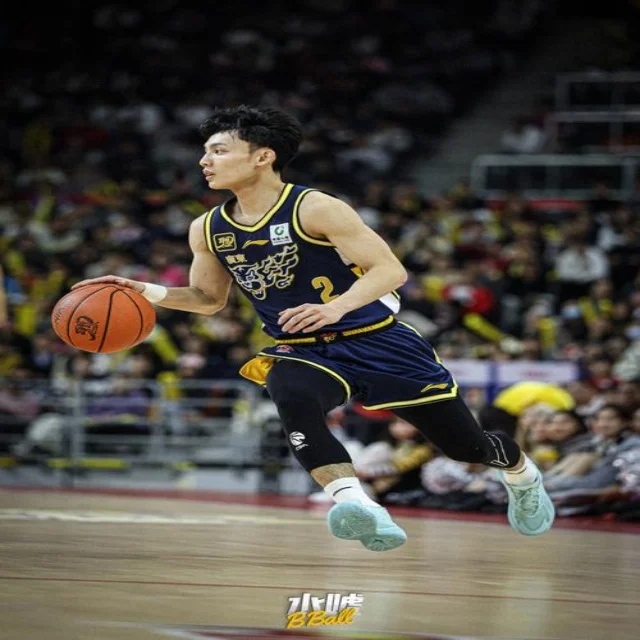 新疆男篮全力备战晋级关键赛(BOYU Sports)